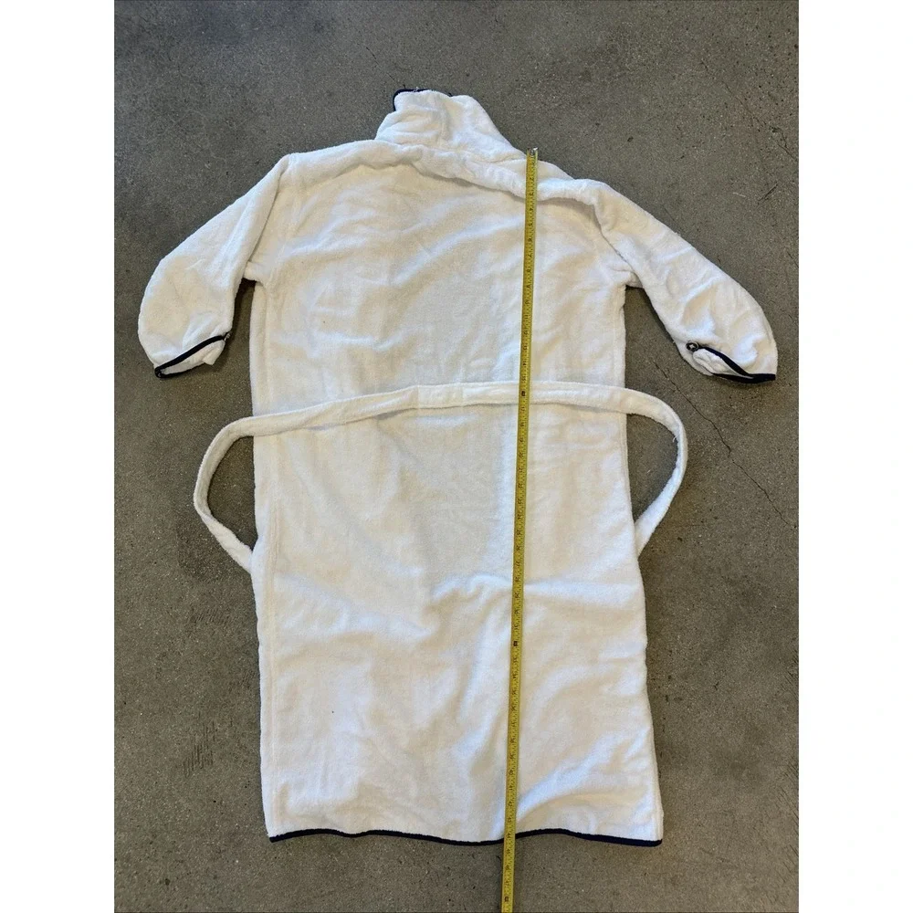 Weezie Towels Short Signature Robe Women White Size M Monogram Button Tie Waist